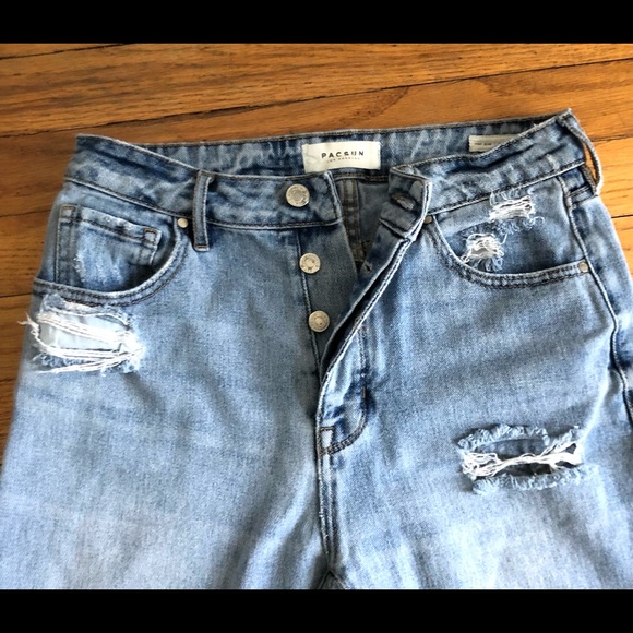 26 PacSun Light Mom Jeans size 26 Ripped Distressed Button Fly - Picture 3 of 8